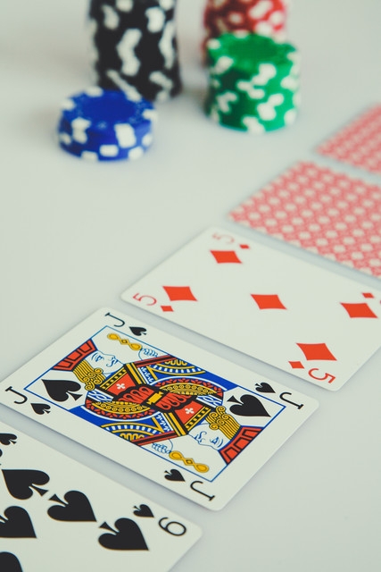 What Are The Pros And Cons Of Each Online Casino?