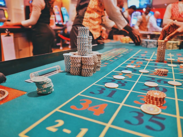 What Are The Advantages Of Playing Online Slots?
